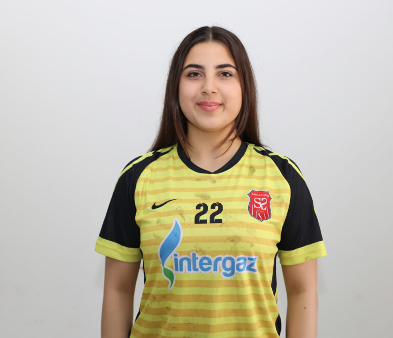 Eda Nur İçer